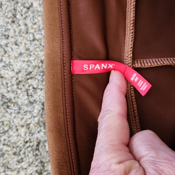 SPANX Leggings - Picture 4 of 10